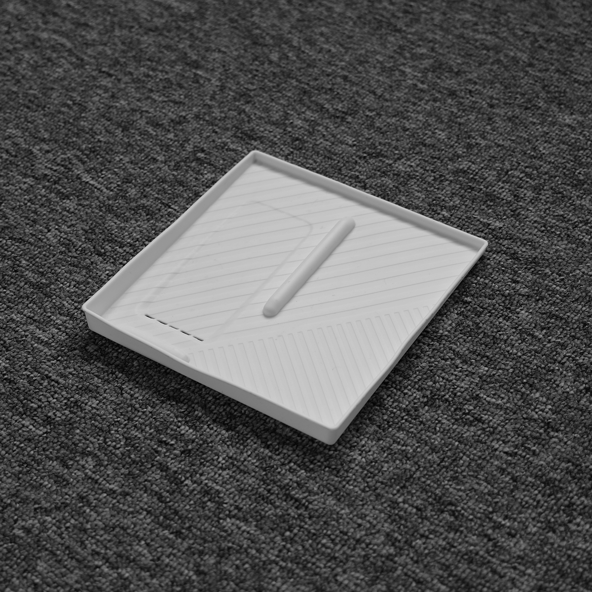 Close-up of high-quality soft silicone console tray for Jetour G700, anti-slip and durabl