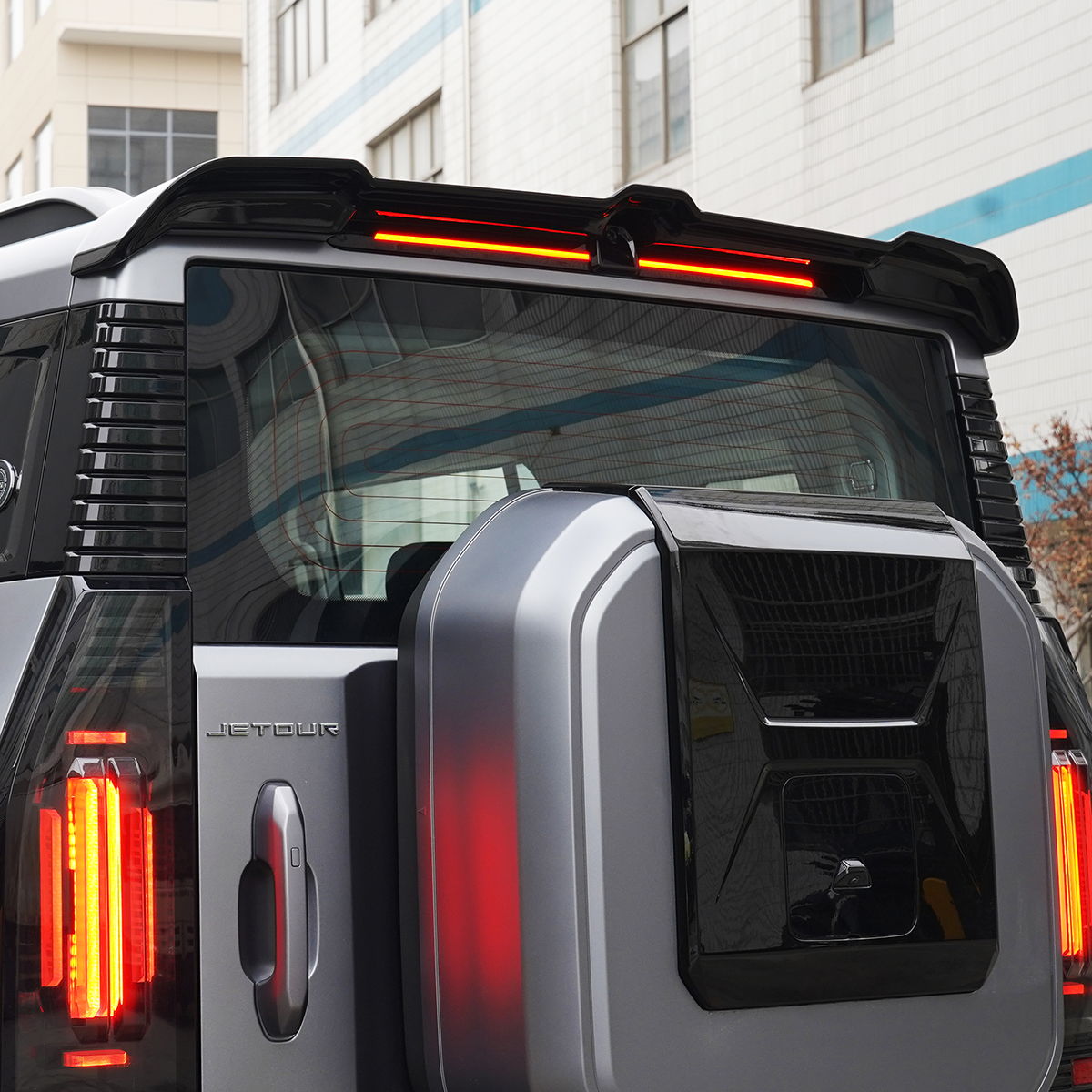 Jetour T2 Sport Rear Wing Installed – Gloss Black Finish